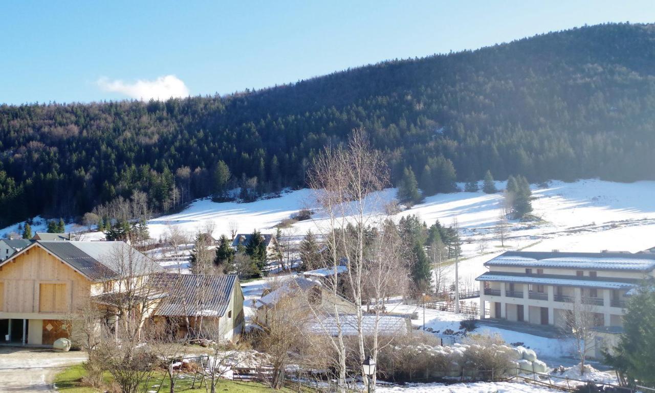 Auberge Des Deux Moucherolles Corrençon-en-Vercors Exteriér fotografie
