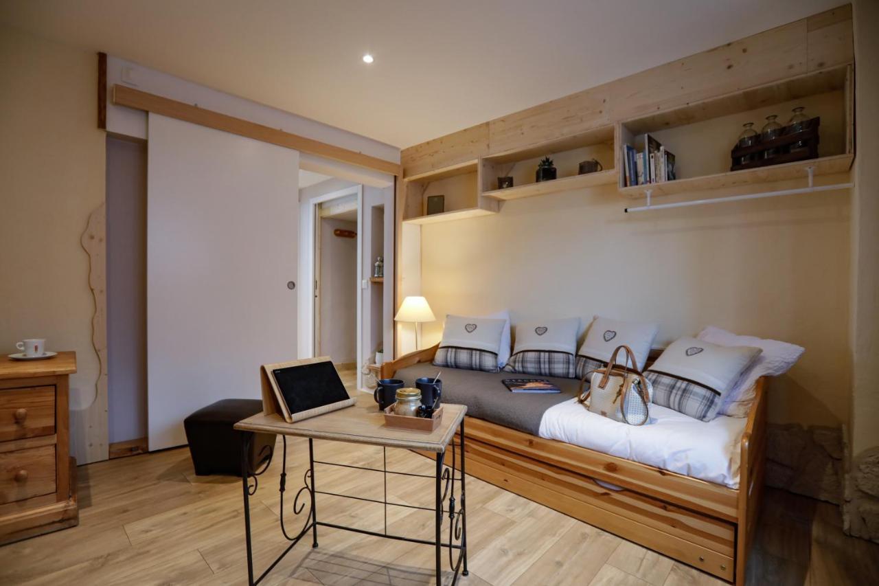 Auberge Des Deux Moucherolles Corrençon-en-Vercors Exteriér fotografie